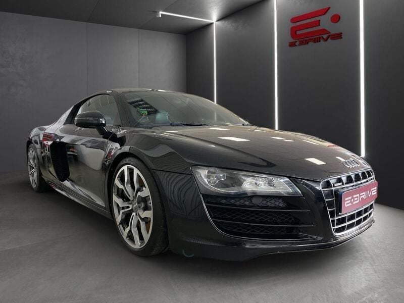 Usado Audi R8 Coupé Design 525 HP (386 kW) 2013 Preto Coupé