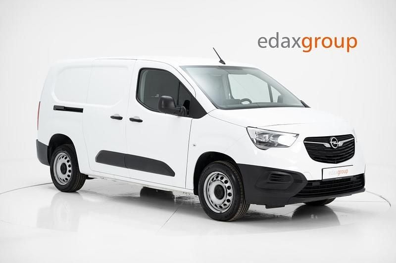 Usado Opel Combo Enjoy 102 HP (75 kW) 2022 Branco Monovolume