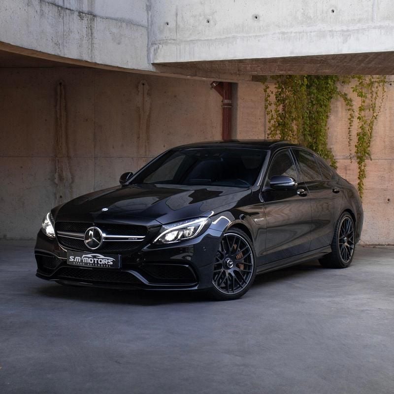 Preto Usado 2018 Mercedes C63 AMG AMG Sedan | € 78.500 - Imagem 1/4