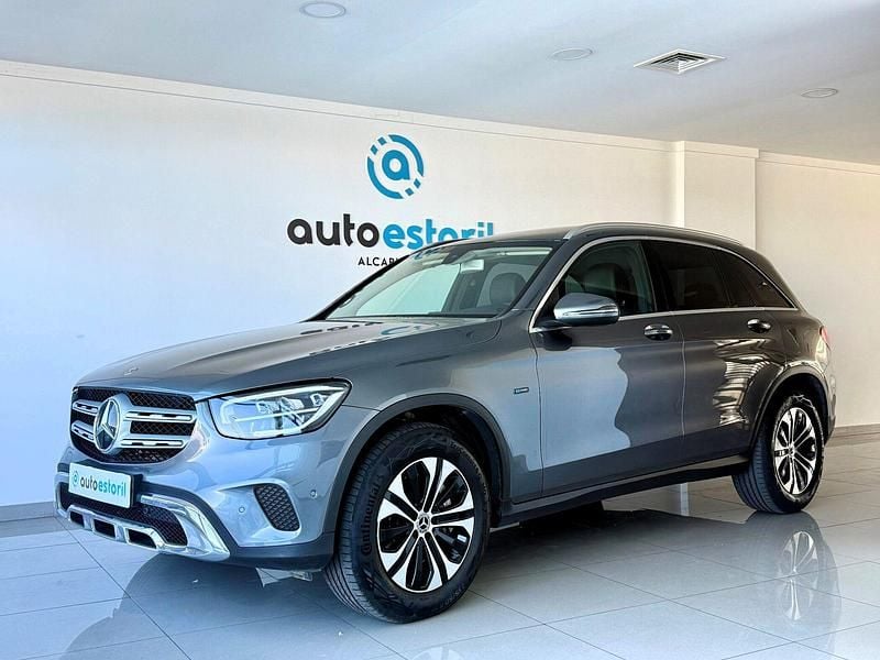 Cinza Usado 2020 Mercedes GLC300 SUV | € 35.950 (Bom preço) - Imagem 1/4
