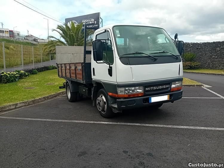 Branco Usado 2001 Mitsubishi Canter | € 16.000 (Caro) - Imagem 1/1