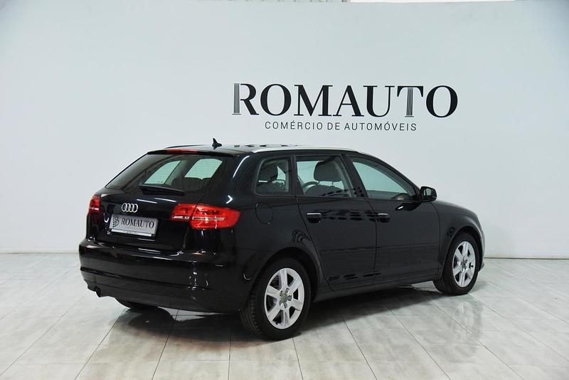 Usado Audi A3 Attraction 105 HP (77 kW) 2012 Preto Carrinha
