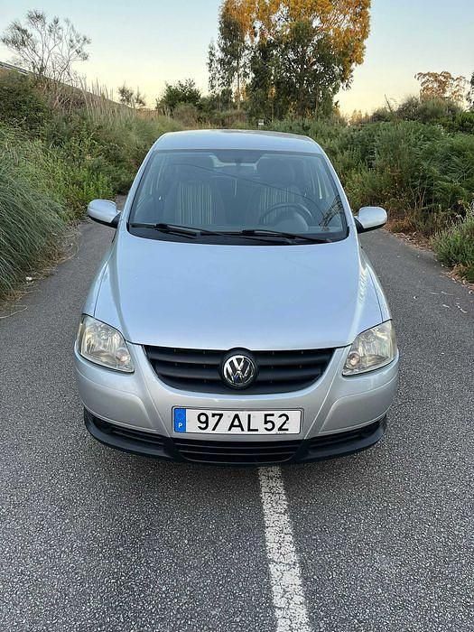 Usado 2005 VW Fox Citadino | € 2.100 - Imagem 1/4