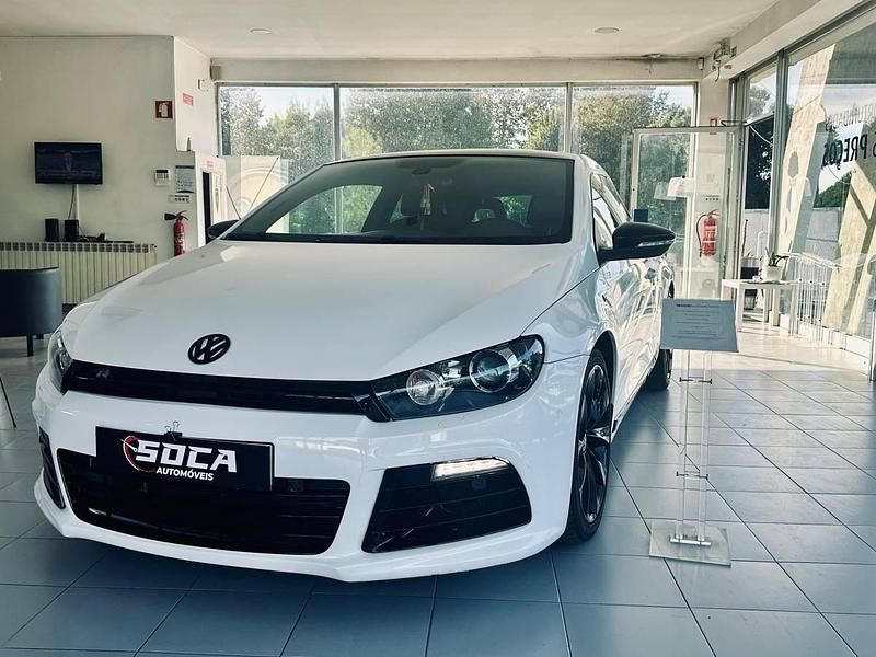 Branco Usado 2009 VW Scirocco Coupé | € 14.990 (Caro) - Imagem 1/4