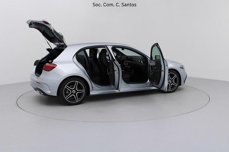 Usado Mercedes A180 AMG 116 HP (85 kW) 2025 Cinza Sedan