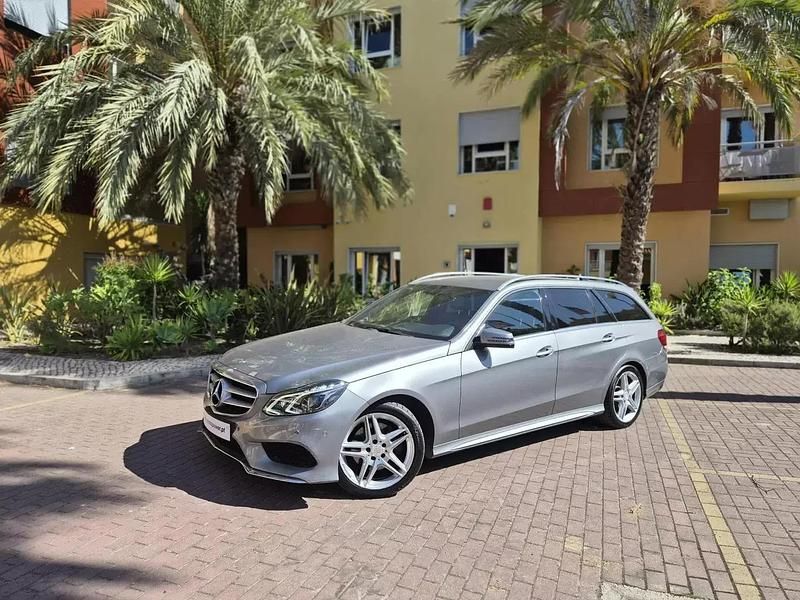 Cinza antracite Usado 2014 Mercedes E300 Avantgarde Carrinha | € 19.480 (Bom preço) - Imagem 1/4