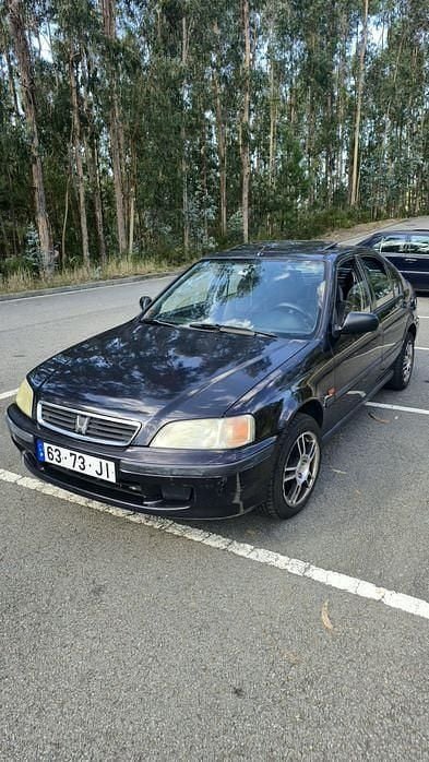 Usado 1997 Honda Civic Sedan | € 2.500 - Imagem 1/4