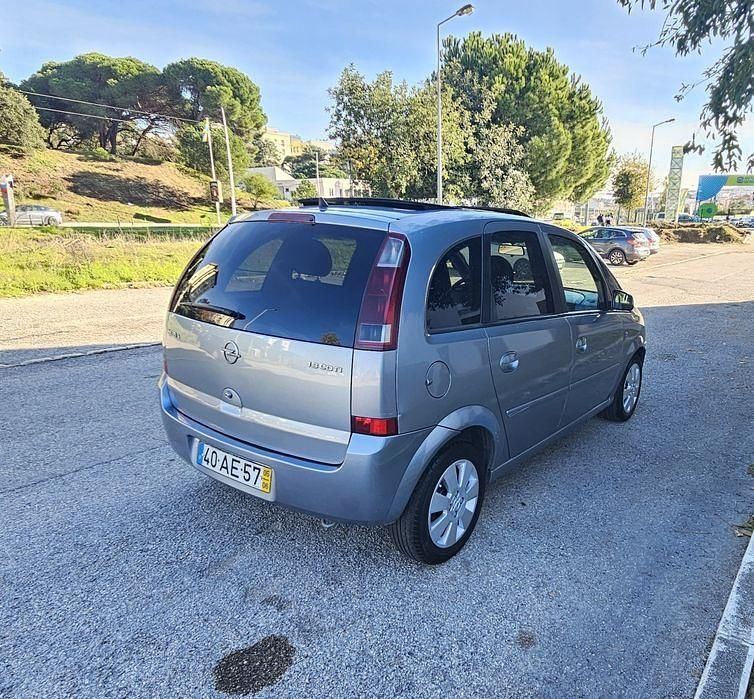 Usado Opel Meriva 90 HP (66 kW) 2005 Monovolume