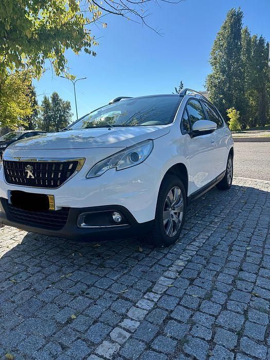 Usado Peugeot 2008 82 HP (60 kW) 2016 Branco SUV