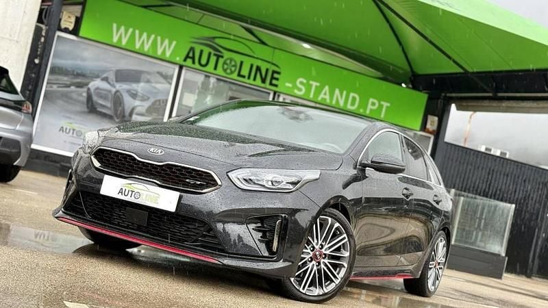 Usado Kia ProCeed 204 HP (150 kW) 2020 Cinzento Carrinha