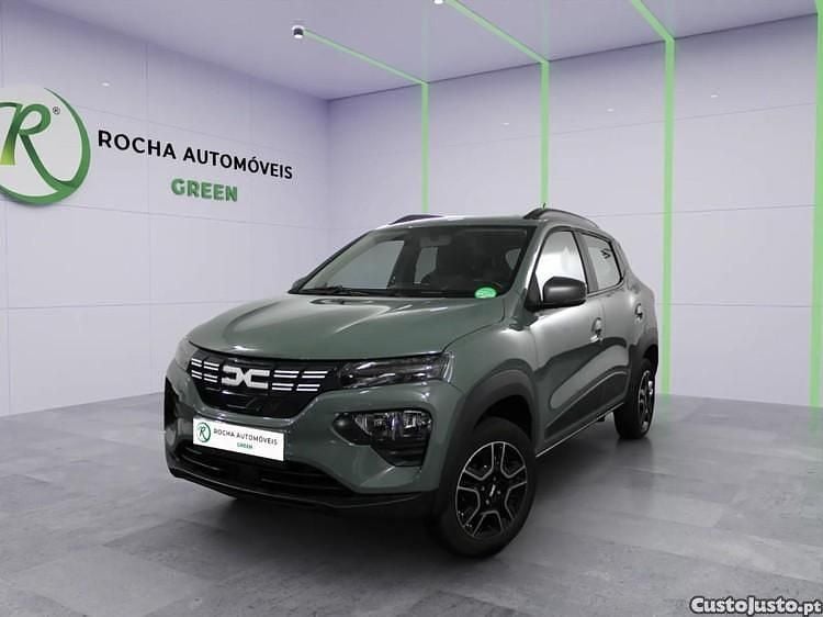 Usado Dacia Spring Expression 33 kW (45 HP) 2023 Verde Citadino