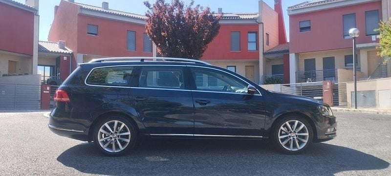 Usado VW Passat Highline 170 HP (125 kW) 2011 Sedan