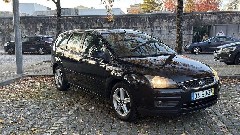 Usado 2007 Ford Focus Sedan | € 2.950 (Bom preço) - Imagem 1/4