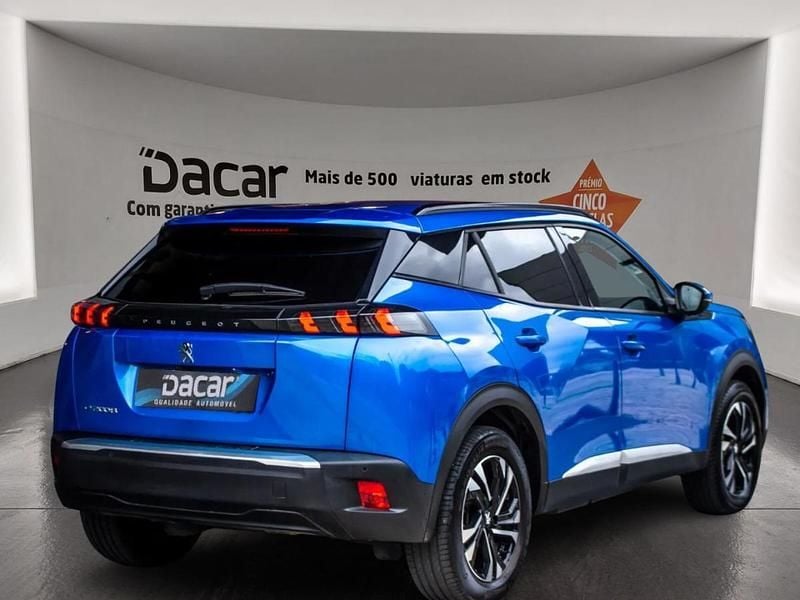Usado Peugeot e-2008 Allure 100 kW (136 HP) 2022 Azul SUV