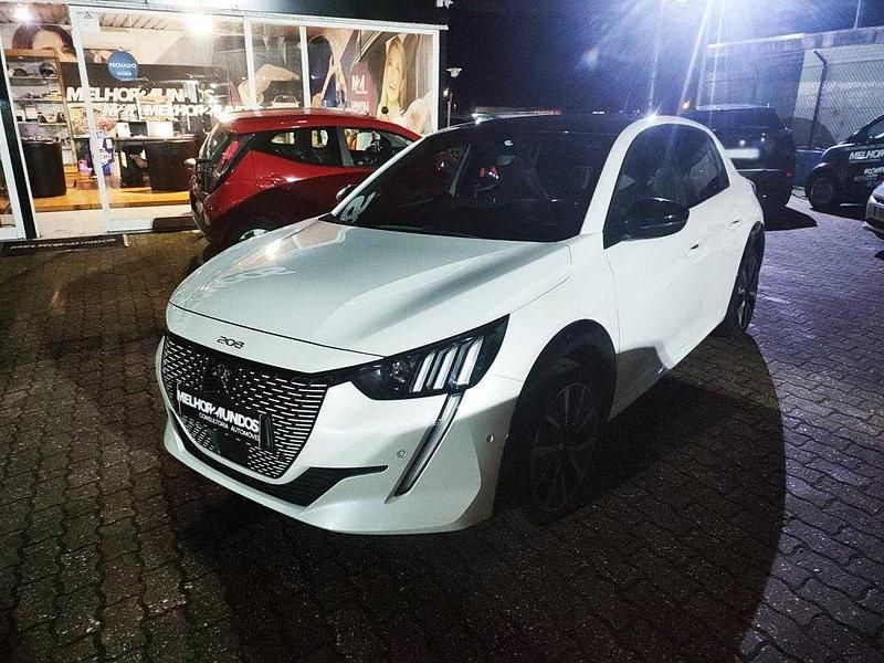 Branco Usado 2021 Peugeot e-208 GT Citadino | € 22.500 (Caro) - Imagem 1/4