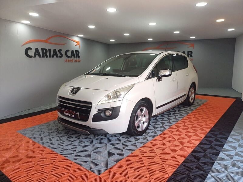 Branco Usado 2013 Peugeot 3008 SUV | € 9.990 (Preço justo) - Imagem 1/4