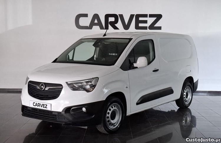 Branco Usado 2019 Opel Combo Essentia Monovolume | € 13.900 (Preço elevado) - Imagem 1/1