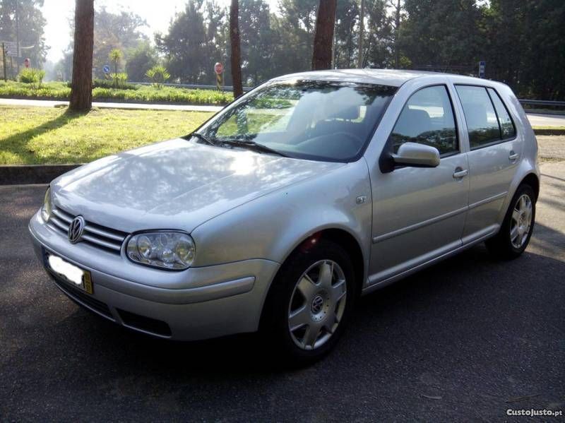 Sold VW Golf IV 1.9 TDI 100 CV - - Carros usados para venda