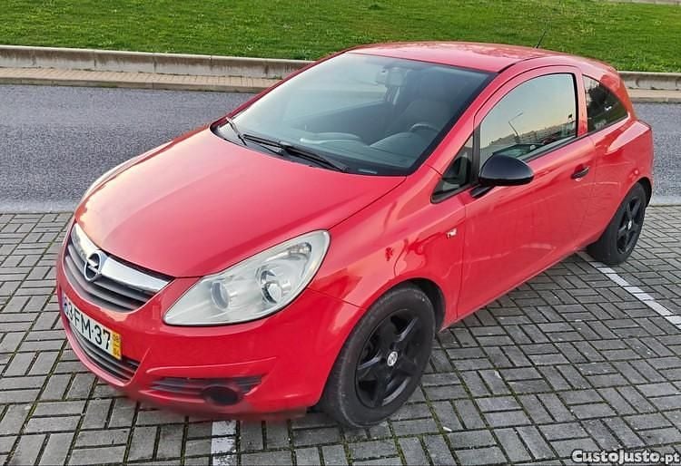 Usado Opel Corsa 90 HP (66 kW) 2008 Vermelho Citadino