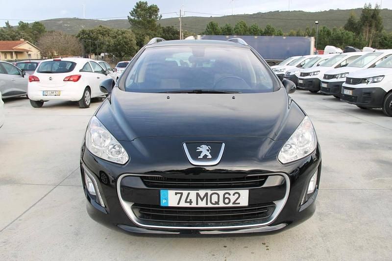 Usado Peugeot 308 SW 112 HP (82 kW) 2012 Preto Carrinha