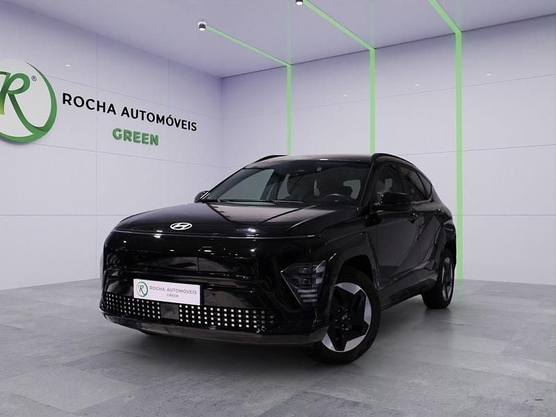 Preto Usado 2025 Hyundai Kauai SUV | € 34.900 - Imagem 1/4