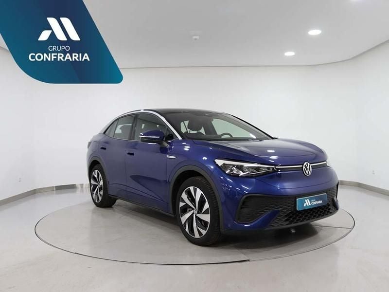 Azul Usado 2024 VW ID.5 Pro Performance SUV | € 39.580 - Imagem 1/4