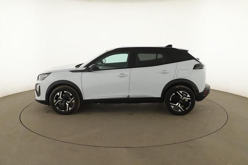 Usado Peugeot 2008 130 HP (95 kW) 2023 Branco SUV