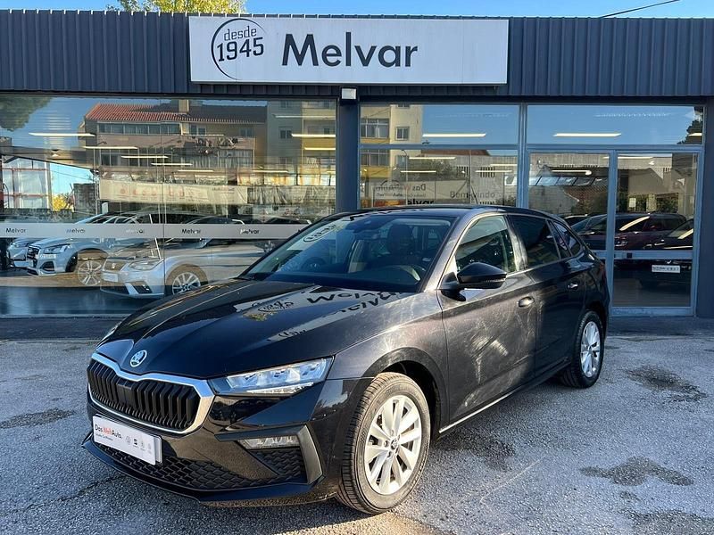 Preto Usado 2024 Skoda Scala Citadino | € 20.990 (Preço justo) - Imagem 1/4