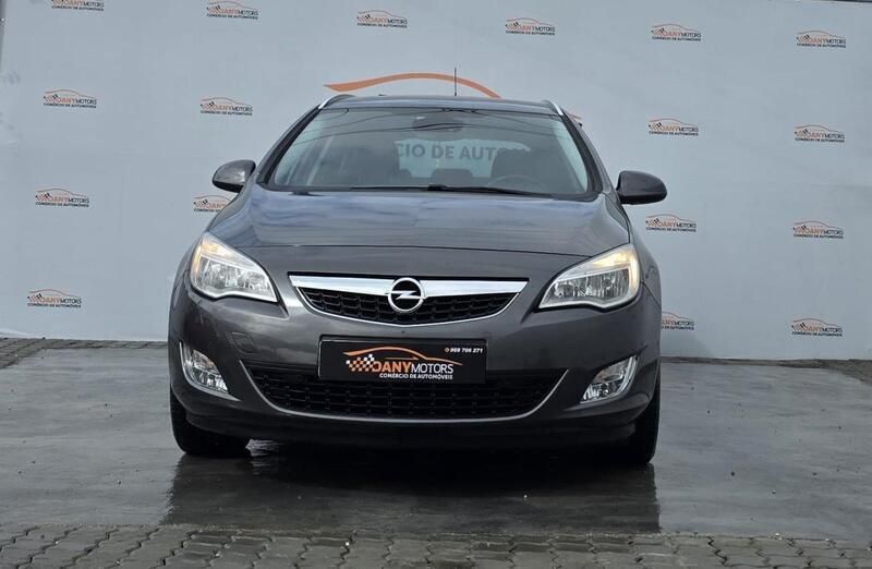 Cinza Usado 2011 Opel Astra Sport Carrinha | € 7.900 (Preço justo) - Imagem 1/4