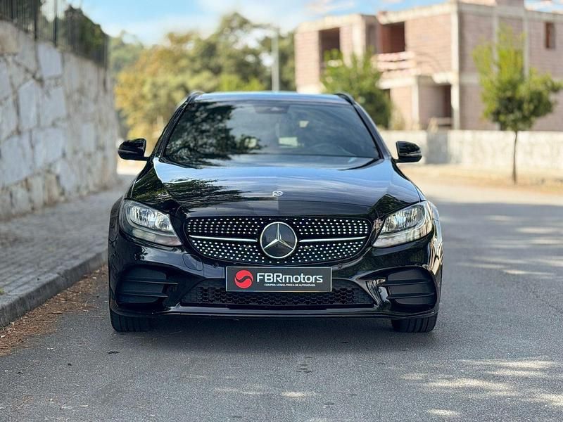 Preto Usado 2018 Mercedes C180 AMG line Carrinha | € 24.990 (Caro) - Imagem 1/4