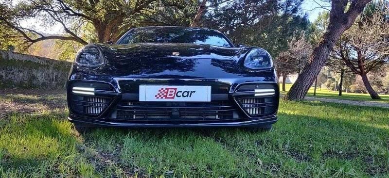 Usado Porsche Panamera Executive 550 HP (404 kW) 2017 Preto Citadino