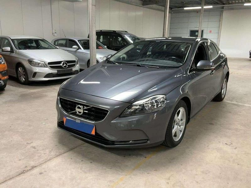 Cinzento Usado 2013 Volvo V40 Carrinha | € 14.950 (Caro) - Imagem 1/4