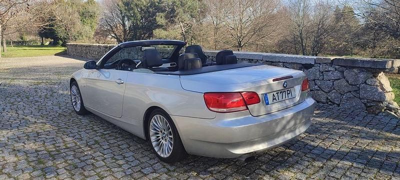 Usado BMW 320 177 HP (130 kW) 2008 Cabrios