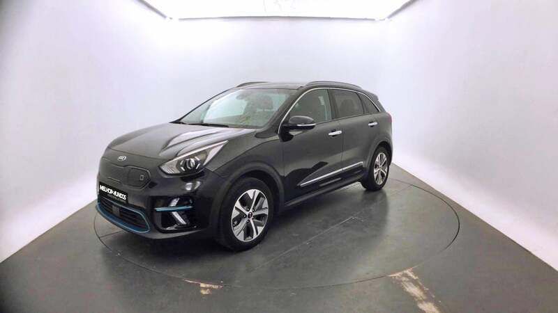 Preto Usado 2021 Kia e-Niro SUV | € 20.950 (Super Preço) - Imagem 1/4