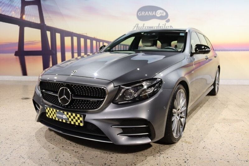 Cinza Usado 2018 Mercedes E53 AMG AMG Carrinha | € 61.950 - Imagem 1/4