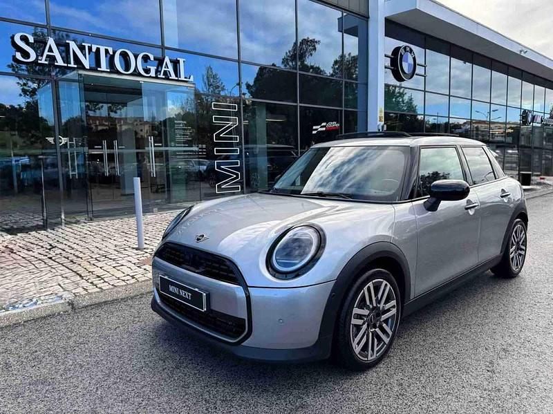Cinzento Usado 2025 Mini Cooper Classic Citadino | € 31.900 (Caro) - Imagem 1/4