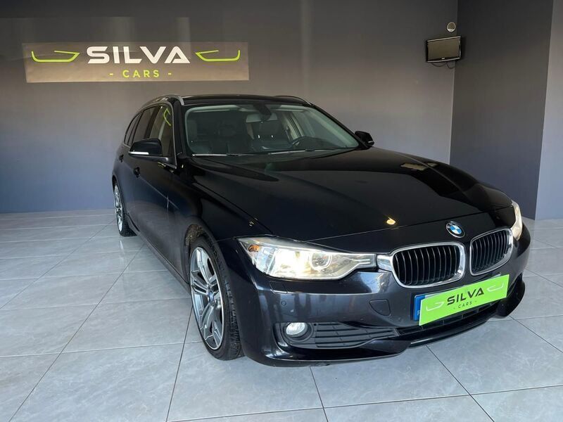 Preto Usado 2013 BMW 320 Sport Line Carrinha | € 17.990 (Preço justo) - Imagem 1/4