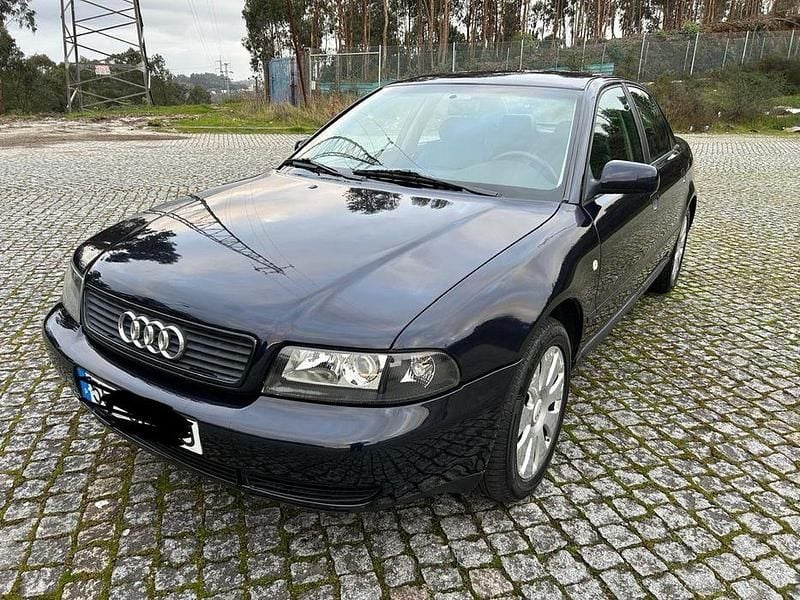 Usado 1996 Audi A4 Sedan | € 2.500 - Imagem 1/4