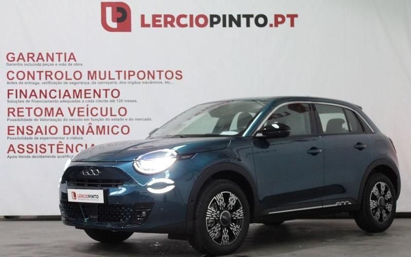 Usado Fiat 600 La Prima 136 HP (100 kW) 2025 Verde SUV