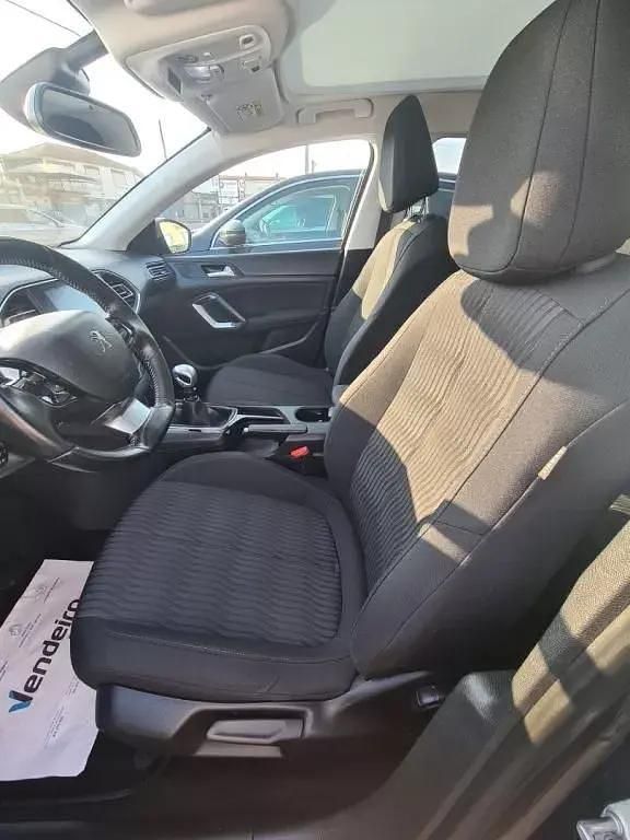 Usado Peugeot 308 SW Access 120 HP (88 kW) 2017 Cinza Carrinha