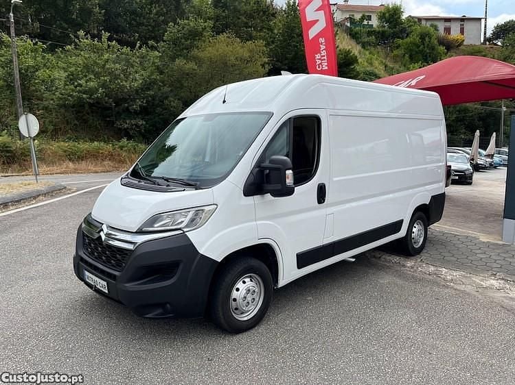 Branco Usado 2015 Citroën Jumper Monovolume | € 13.250 (Preço justo) - Imagem 1/1