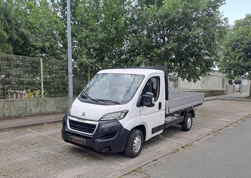 Branco Usado 2015 Peugeot Boxer Van | € 15.250 (Preço justo) - Imagem 1/4