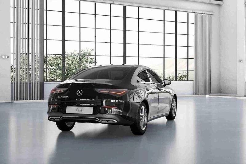 Preto Novo 2025 Mercedes CLA250e Sedan | € 54.575 (Bom preço) - Imagem 1/4