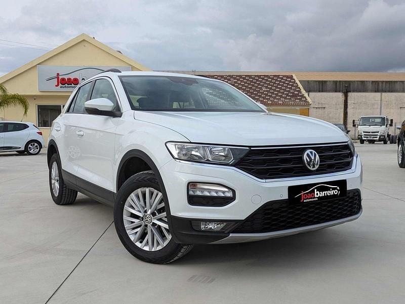 Branco Usado 2020 VW T-Roc Style SUV | € 19.900 (Preço justo) - Imagem 1/4