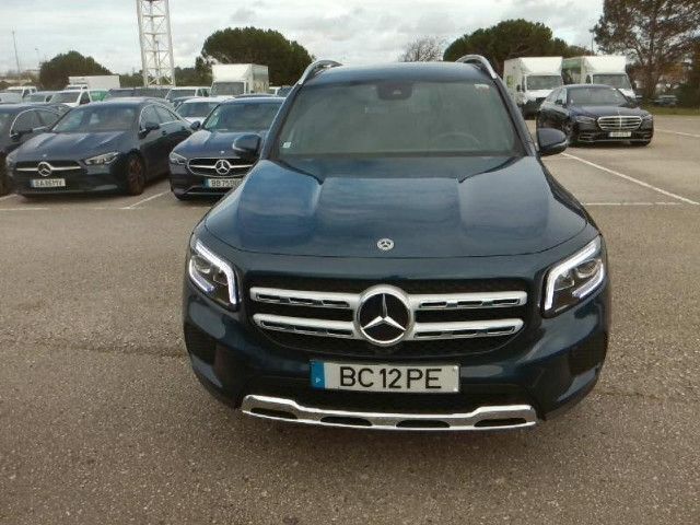 Azul denim Usado 2023 Mercedes GLB200 SUV | € 52.900 (Caro) - Imagem 1/4