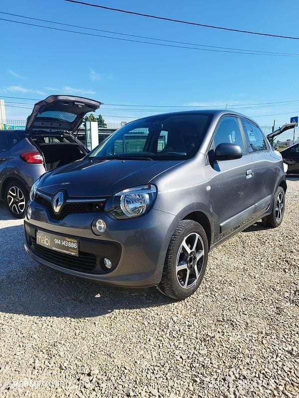 Cinza Usado 2016 Renault Twingo Citadino | € 8.950 (Preço justo) - Imagem 1/4