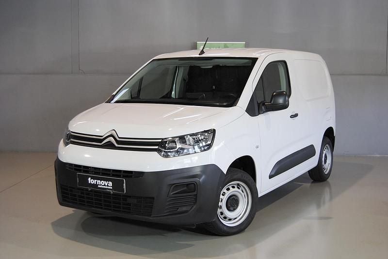 Branco Usado 2023 Citroën Berlingo Monovolume | € 18.500 (Preço justo) - Imagem 1/4