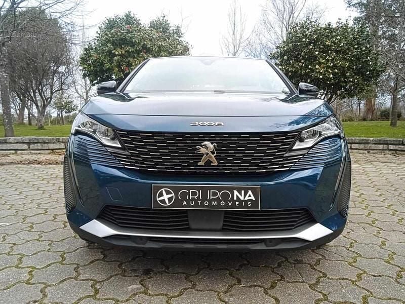 Usado Peugeot 3008 131 HP (96 kW) 2022 Azul SUV