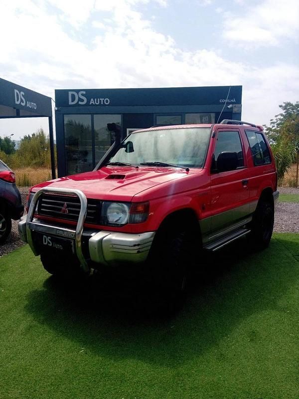 Usado Mitsubishi Pajero 125 HP (91 kW) 1997 Vermelho SUV