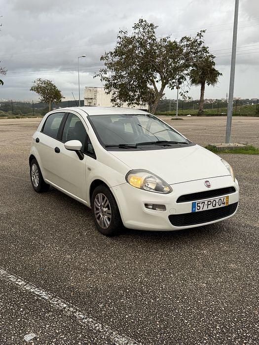 Usado Fiat Punto 84 HP (61 kW) 2015 Sedan